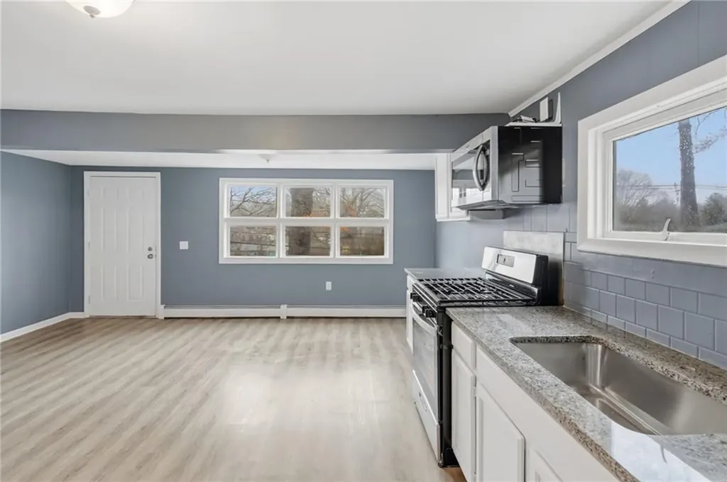 311 Arnold Road Coventry RI 02816