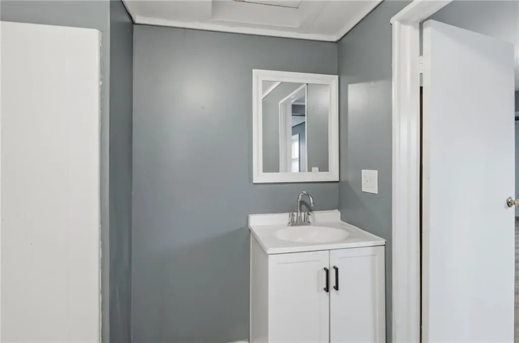 311 Arnold Road Coventry RI 02816