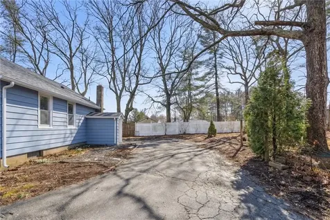 311 Arnold Road Coventry RI 02816