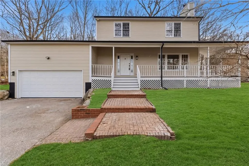 65 Village Hill Lane North Kingstown RI 02852
