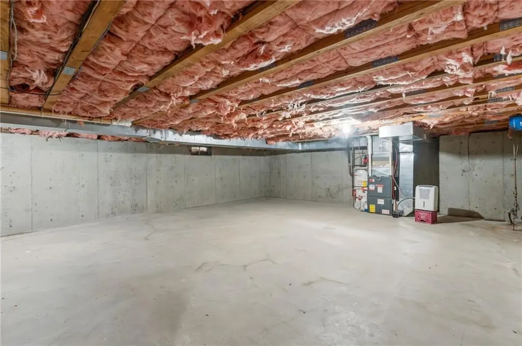 65 Village Hill Lane North Kingstown RI 02852