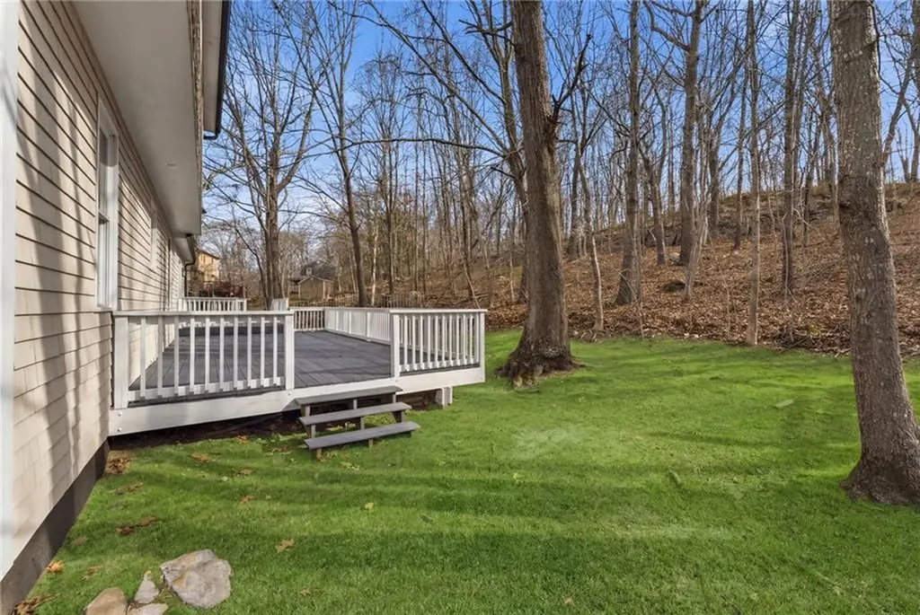65 Village Hill Lane North Kingstown RI 02852