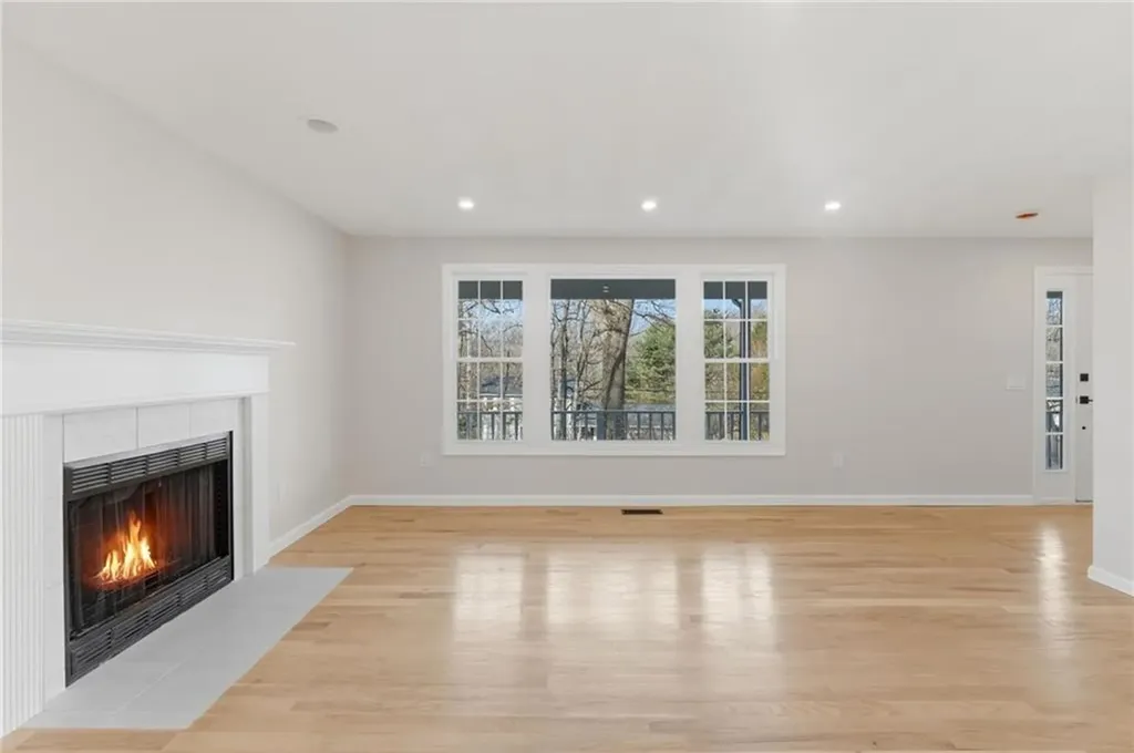 65 Village Hill Lane North Kingstown RI 02852