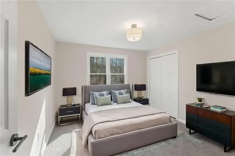 65 Village Hill Lane North Kingstown RI 02852