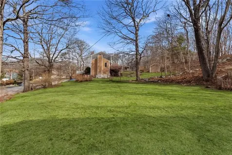 65 Village Hill Lane North Kingstown RI 02852