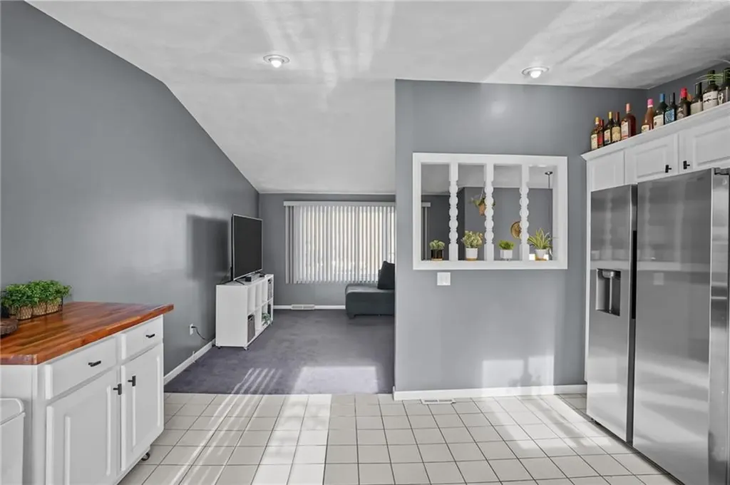 39 Gateway Court Warwick RI 02889