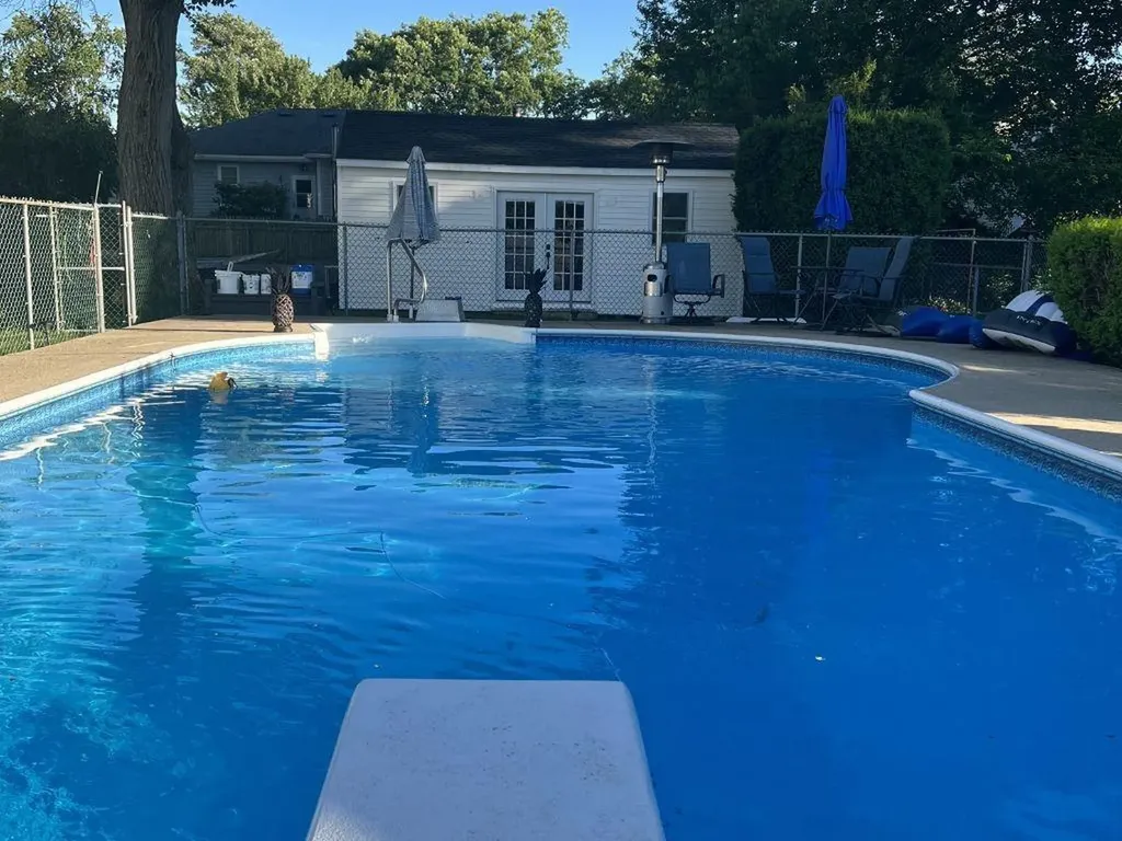 39 Gateway Court Warwick RI 02889