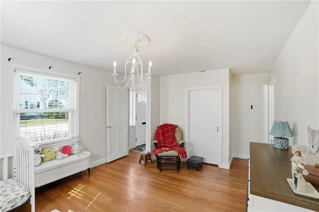 2 Duncan Road East Providence RI 02916