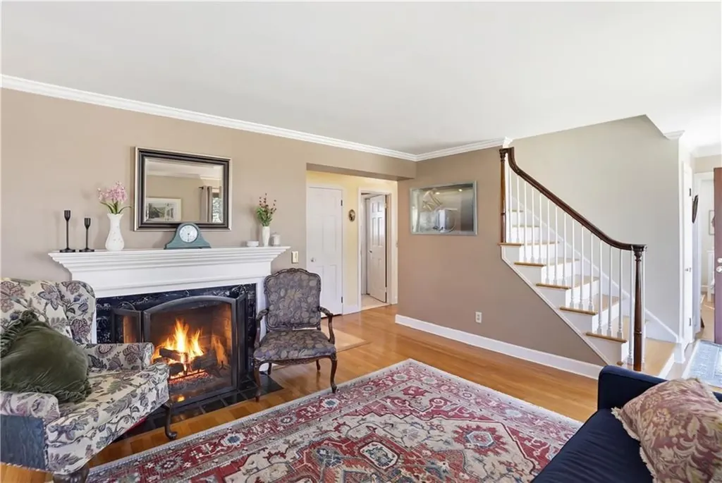2 Duncan Road East Providence RI 02916