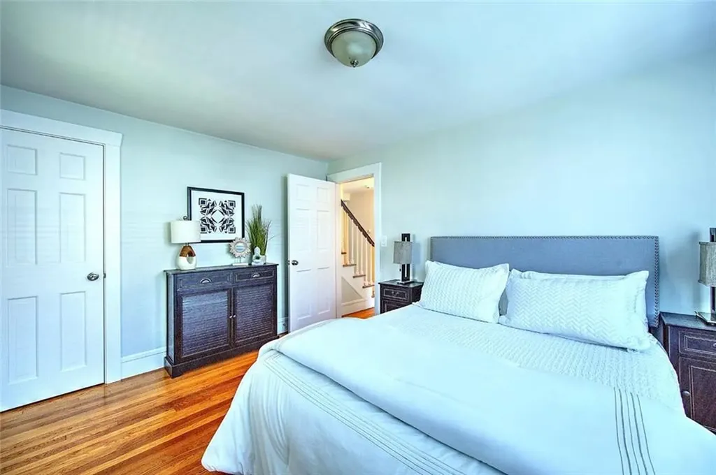 19 Berwick Place East Providence RI 02916