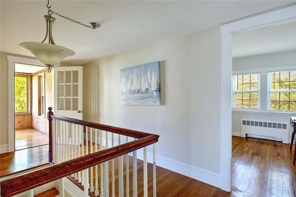 19 Berwick Place East Providence RI 02916