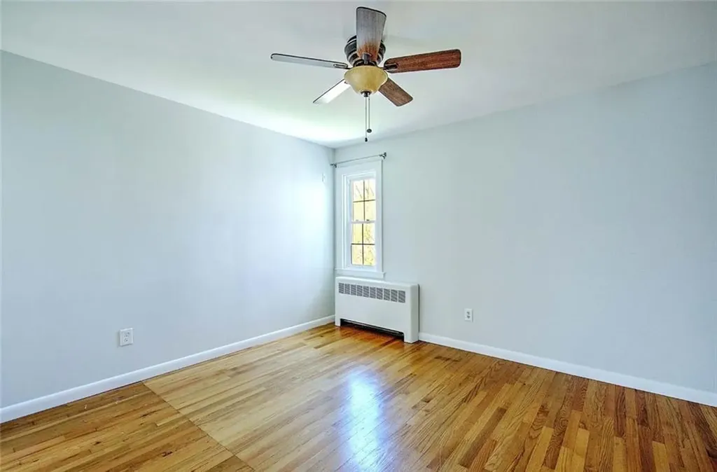 19 Berwick Place East Providence RI 02916