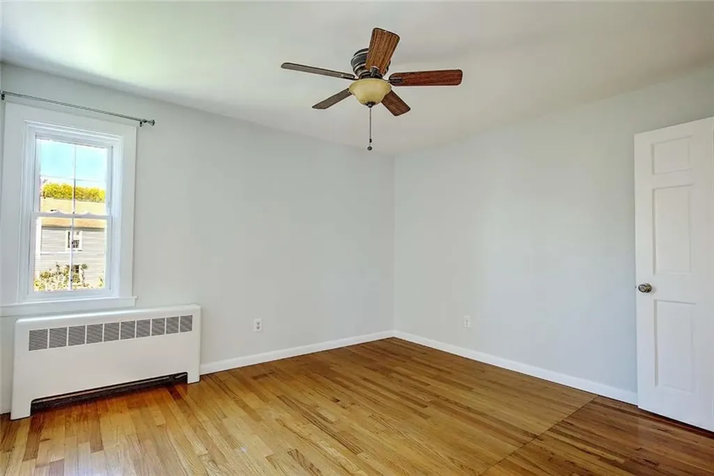 19 Berwick Place East Providence RI 02916