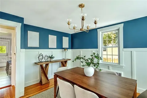 19 Berwick Place East Providence RI 02916