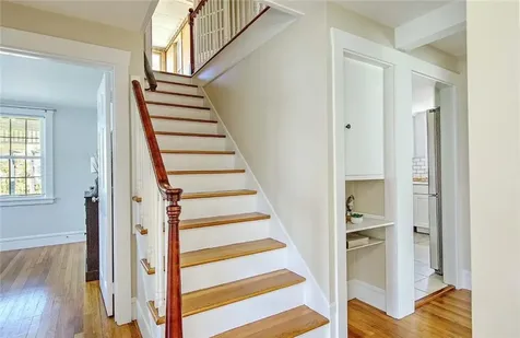 19 Berwick Place East Providence RI 02916