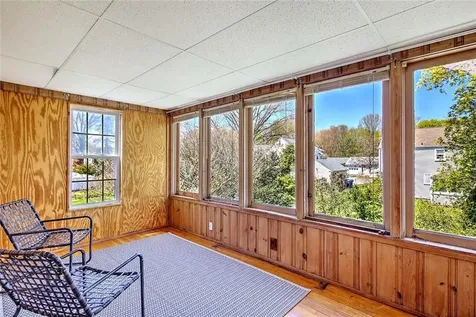 19 Berwick Place East Providence RI 02916