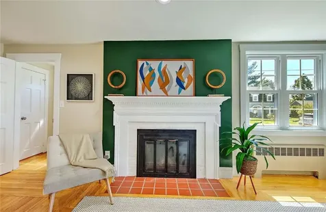 19 Berwick Place East Providence RI 02916
