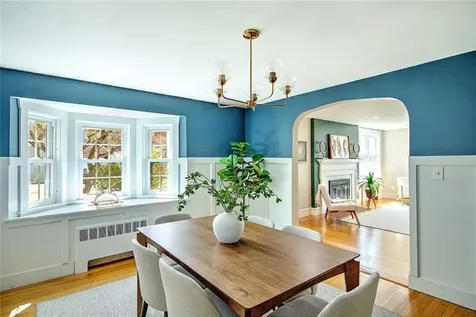 19 Berwick Place East Providence RI 02916