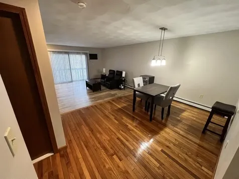 5 Wake Robin Road Lincoln RI 02865