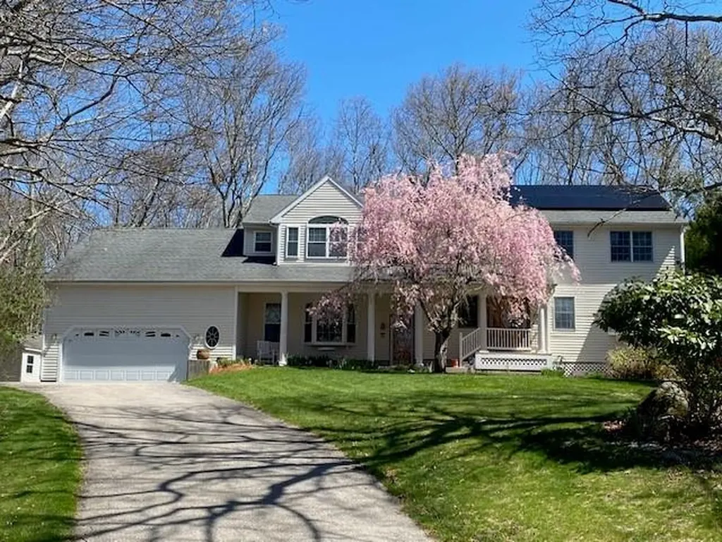 11 Fox Court South Kingstown RI 02879