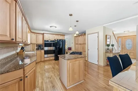 11 Fox Court South Kingstown RI 02879