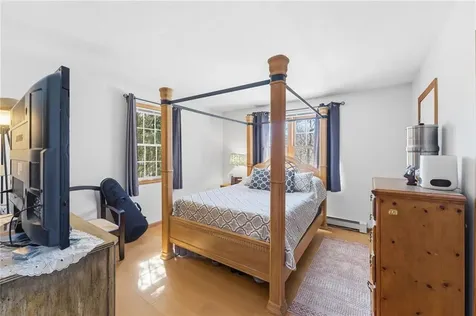 11 Fox Court South Kingstown RI 02879