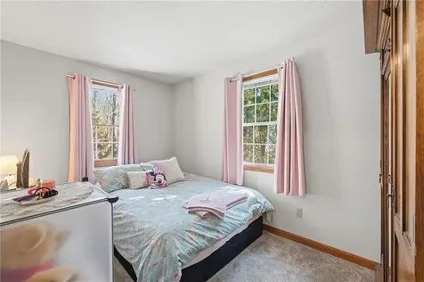 11 Fox Court South Kingstown RI 02879