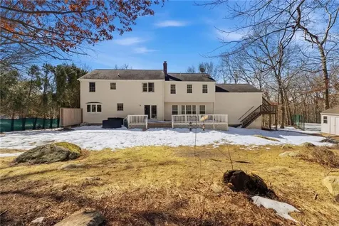 11 Fox Court South Kingstown RI 02879