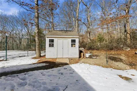 11 Fox Court South Kingstown RI 02879