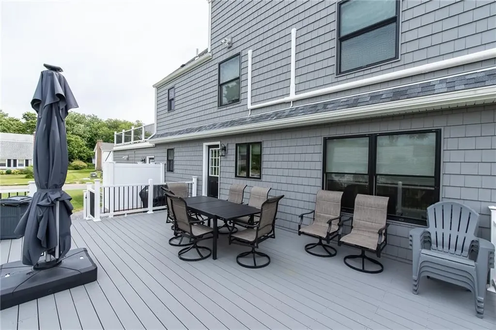 2 Bristol Road Narragansett RI 02882