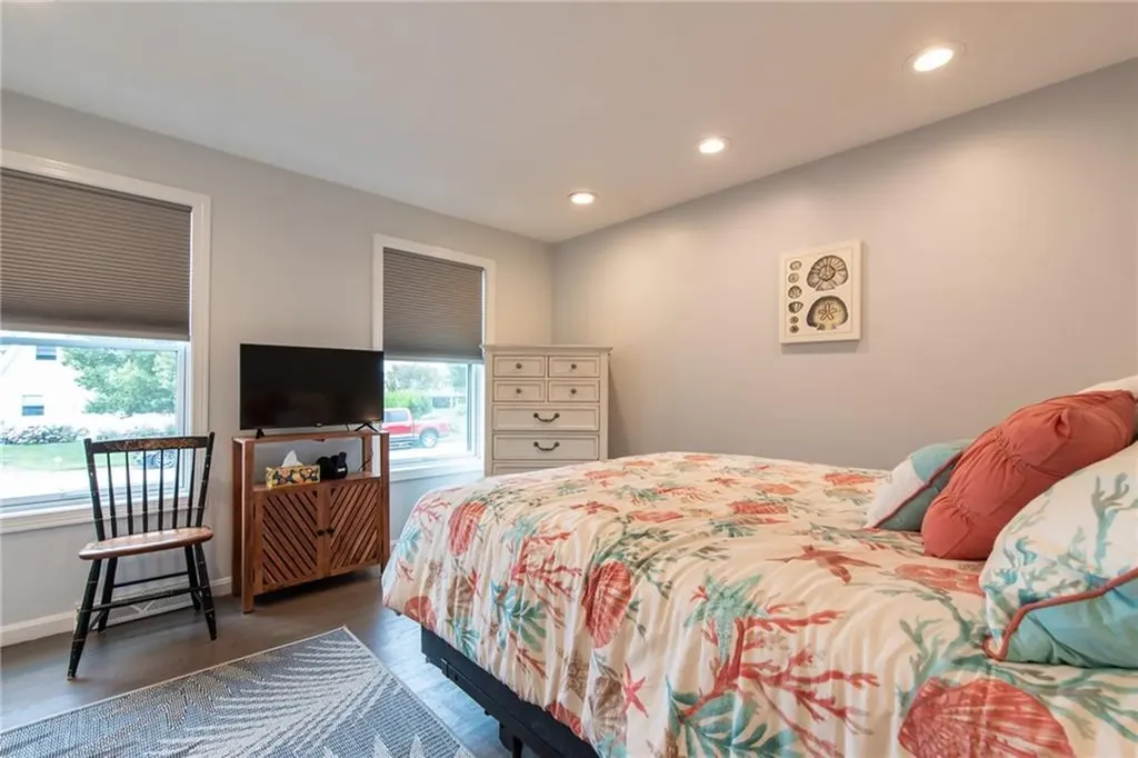 2 Bristol Road Narragansett RI 02882