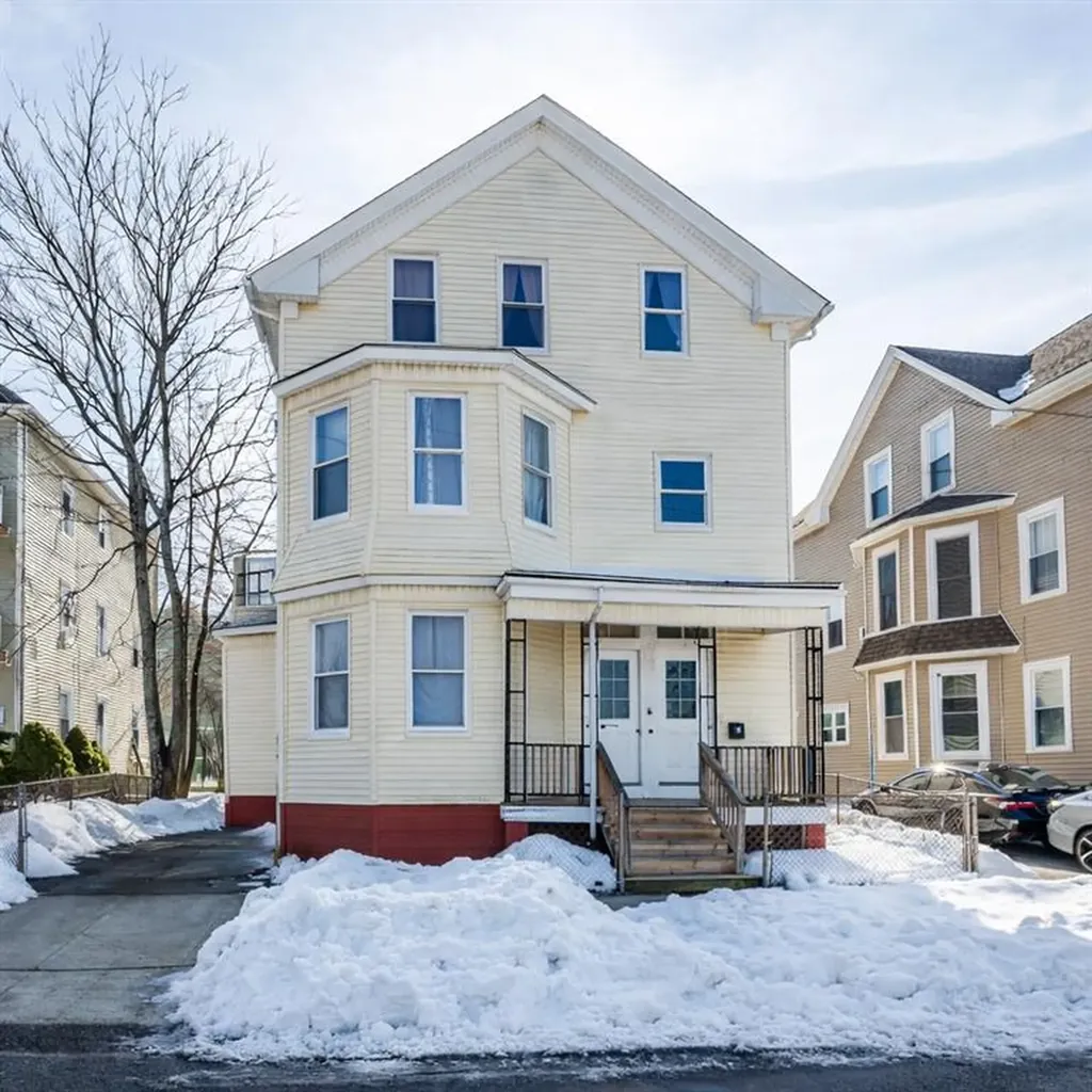 2 Bernon Street Providence RI 02908