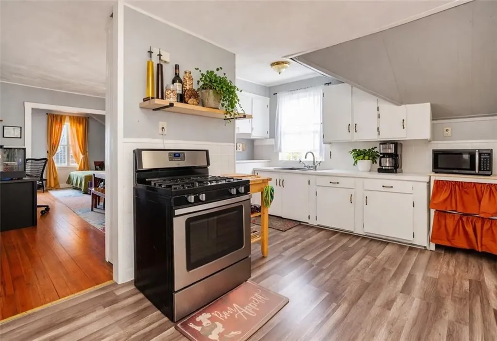 2 Bernon Street Providence RI 02908
