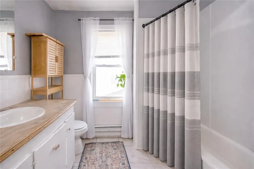 2 Bernon Street Providence RI 02908