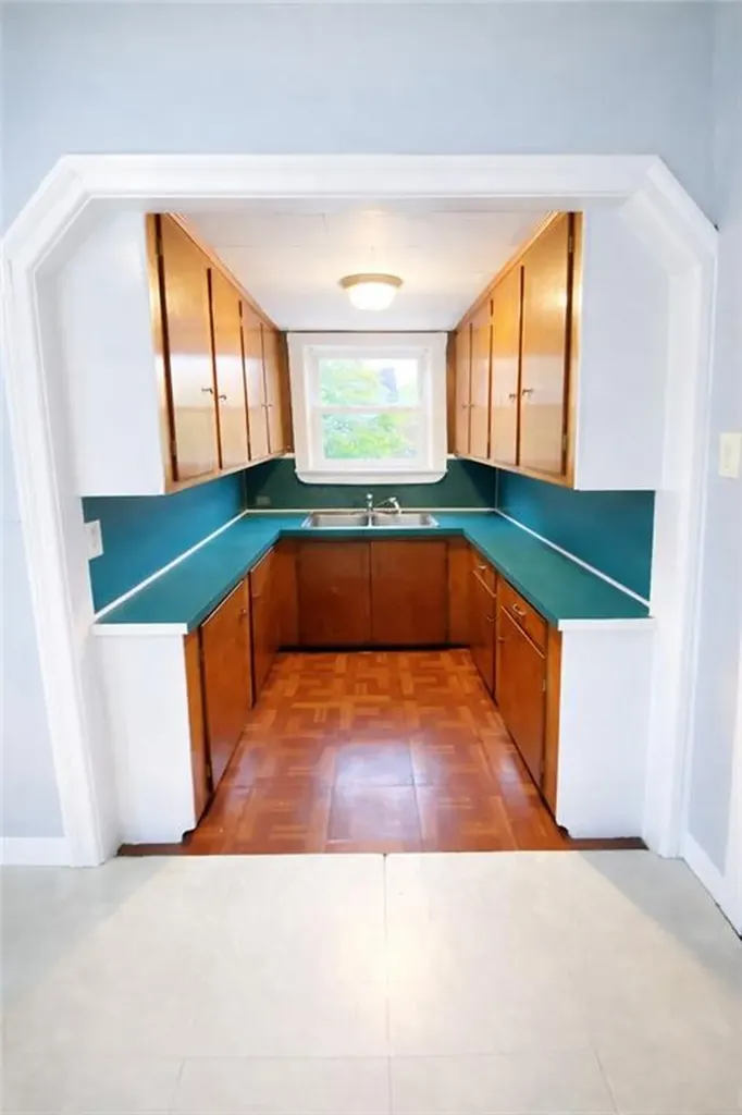 2 Bernon Street Providence RI 02908