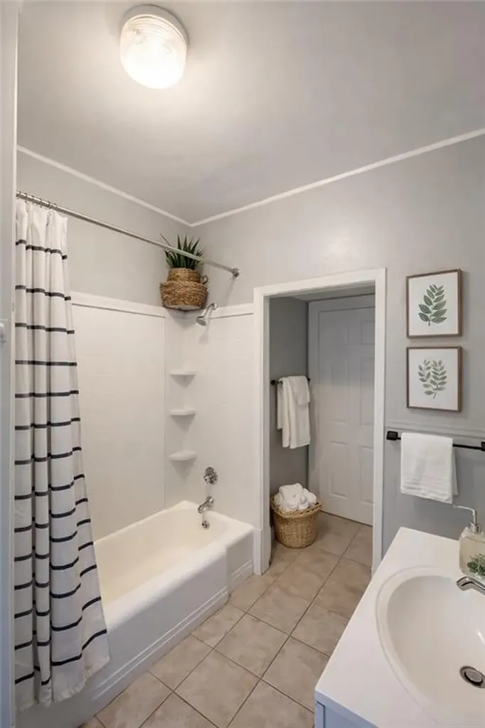 2 Bernon Street Providence RI 02908