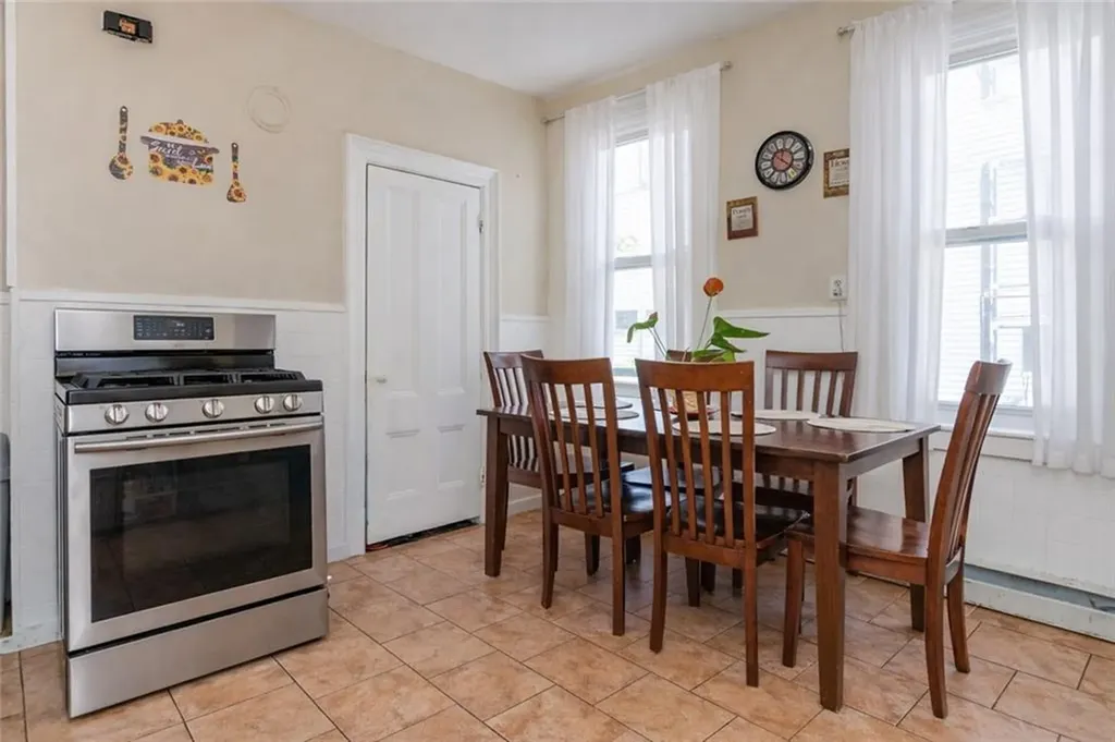 2 Bernon Street Providence RI 02908
