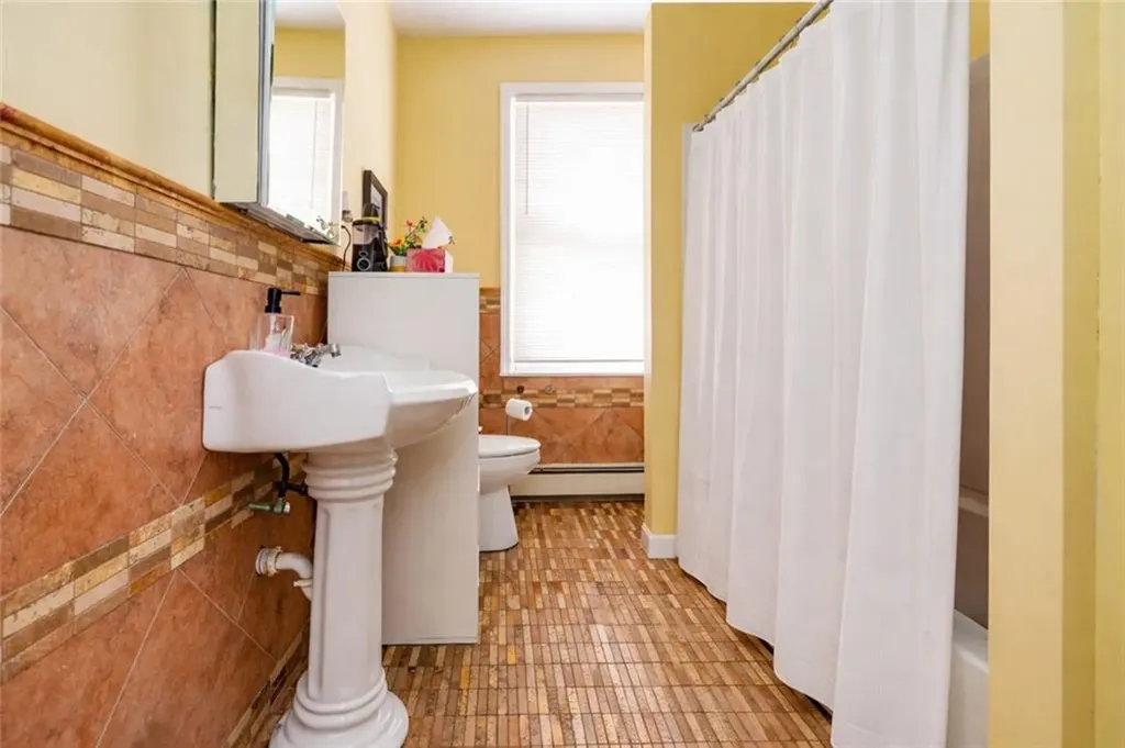 2 Bernon Street Providence RI 02908
