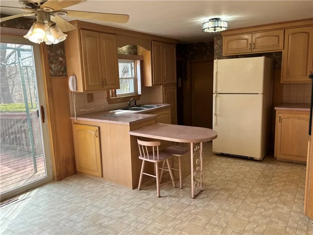 46 Lake Garden Drive Cranston RI 02920