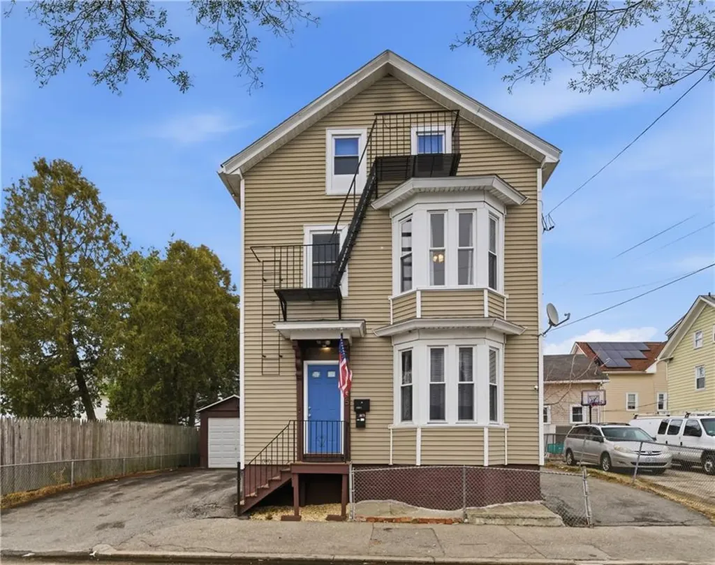 35 Gifford Street Providence RI 02909
