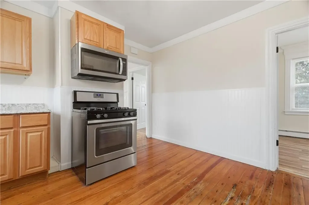35 Gifford Street Providence RI 02909