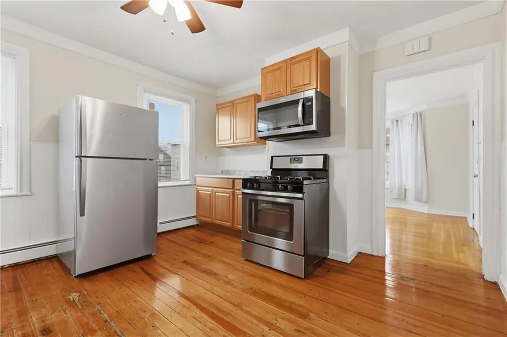 35 Gifford Street Providence RI 02909