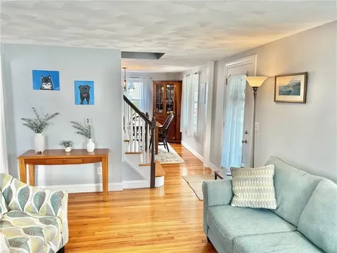 33 Rose Hill Drive Cranston RI 02920