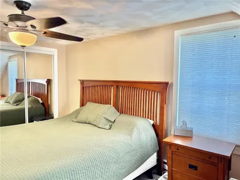 33 Rose Hill Drive Cranston RI 02920