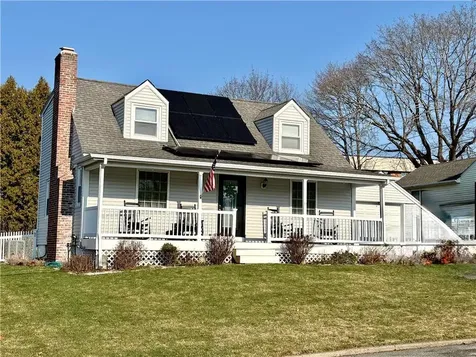 33 Rose Hill Drive Cranston RI 02920