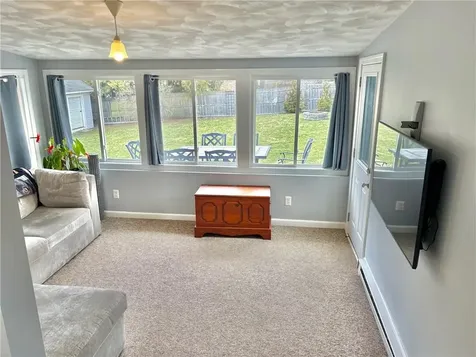 33 Rose Hill Drive Cranston RI 02920
