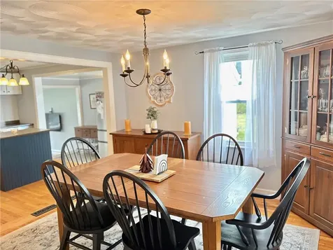 33 Rose Hill Drive Cranston RI 02920