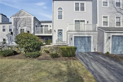 1 Willow Glen Circle Warwick RI 02889