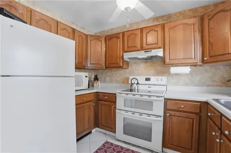 1 Willow Glen Circle Warwick RI 02889