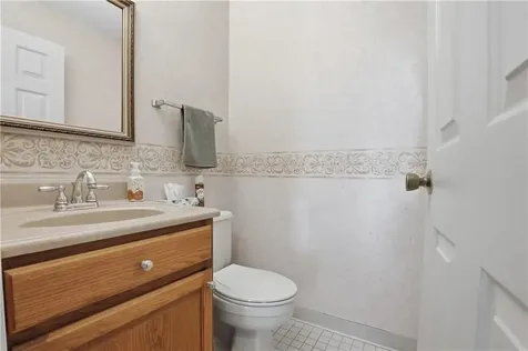 1 Willow Glen Circle Warwick RI 02889